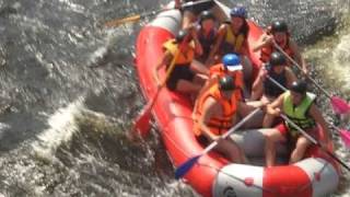 preview picture of video 'Rafting down Vuoksa river, July 17 2010'