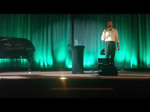 Sławek Uniatowski - "Jak na lotni"/ live Kino Kijów w Krakowie