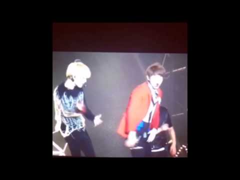 [FANCAM] 150321 Minho and Taemin's moment - WSS @ SMTOWN in Taiwan