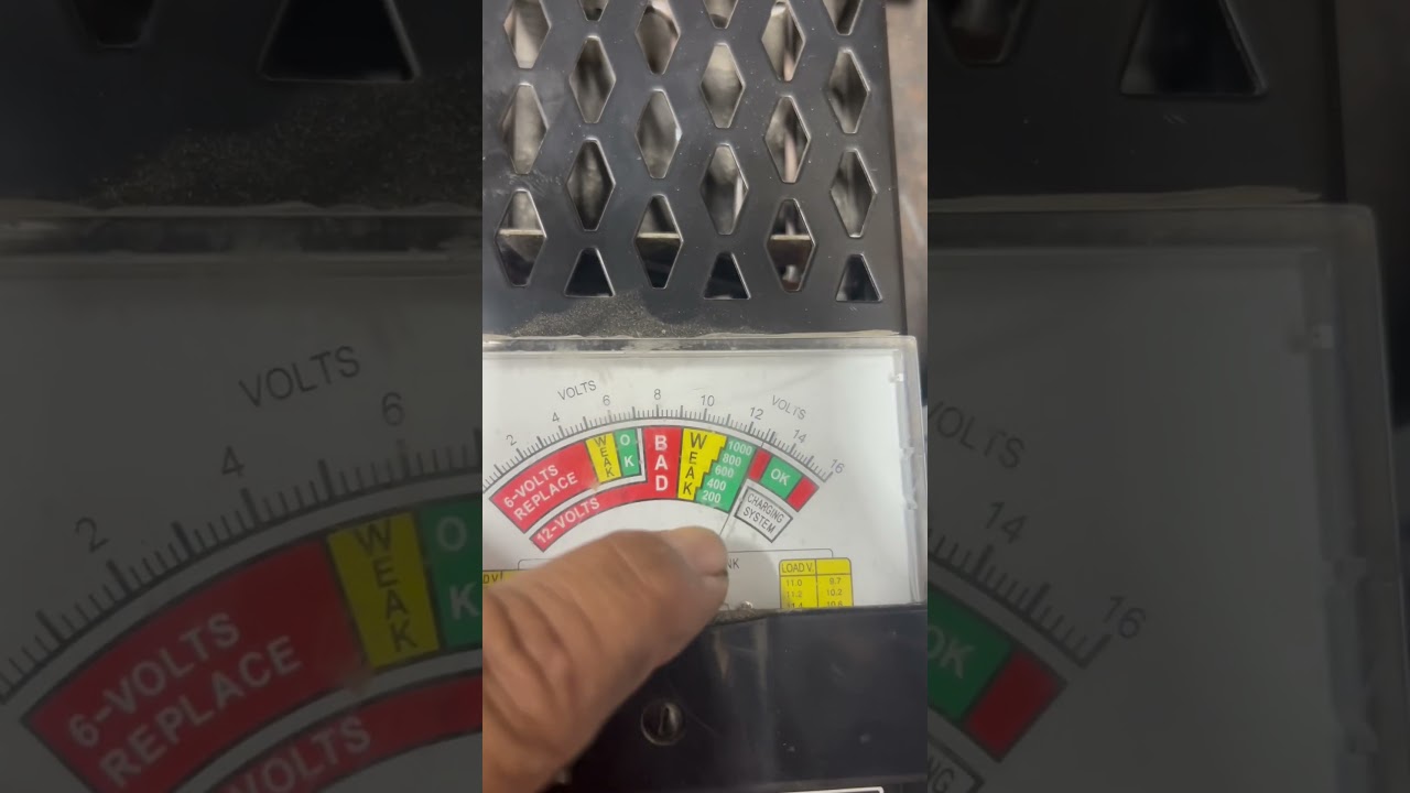 Testing a battery with a battery and load tester. #batterytester #battery #loadtesting
