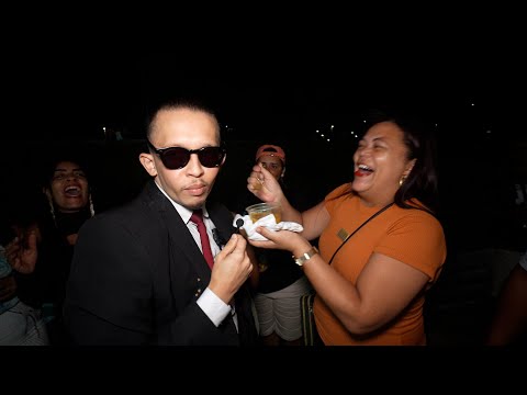 WITH BAG AND GOALS IN THE WS TBT