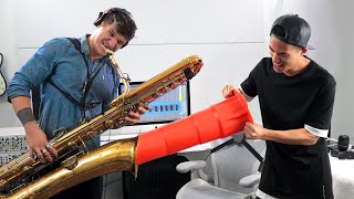 Video thumbnail for Weird Sax Techniques by ANDREW HUANG