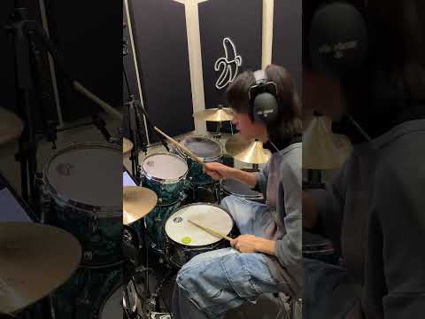 捲毛老師翻打周湯豪《我的I》Drum Cover 影片縮圖