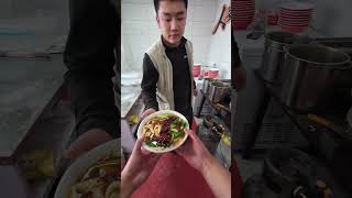 Download lagu Egg-straordinary Handmade Noodles in Qinhuangdao mp3