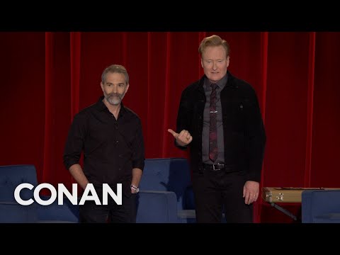 喬丹-施蘭斯基最後一次亮相 CONAN - TBS 頻道 CONAN (Jordan Schlansky’s Final CONAN Appearance - CONAN on TBS)