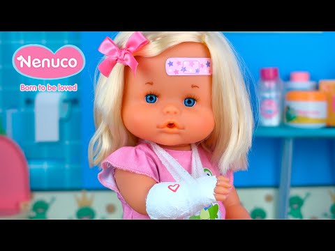 ¡Le ponemos ESCAYOLA a mi BEBÉ NENUCO CURA SANA con el KIT DE DOCTOR!