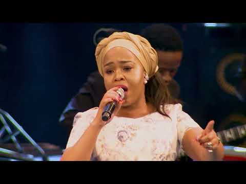 Women In Praise ft Winnie Mashaba - Dilo Tshalifatse - Live In Johannesburg