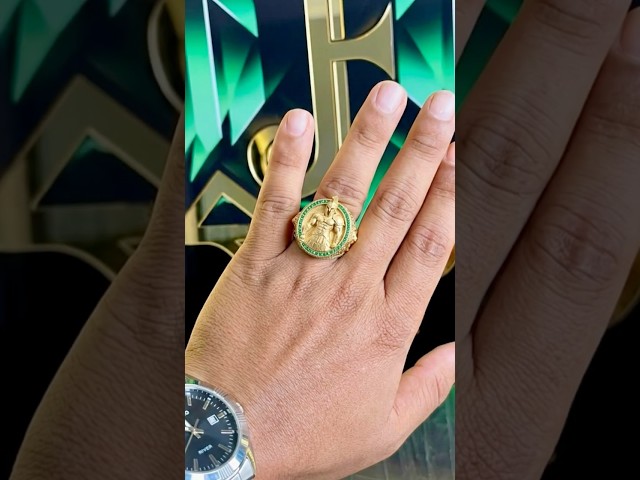 Vídeo relacionado con AWAKEN WARRIOR Ouroboros Anillo Hombre y Mujer Ouroboros Serpiente Infinita Estilo Símbolo del Renacimiento Joyería de Acero Quirúrgico 316L(6)