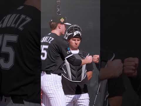 Pitchers & catchers: officially reported 🤝 #shorts #mlb