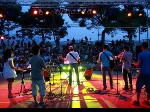 Mr Bachata - Mes sti diki sou agkalia