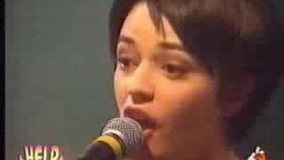 Carmen Consoli-Contessa Miseria live help 1998