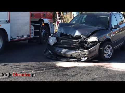 20.04.2019 Cieśle - wypadek na skrzyżowaniu