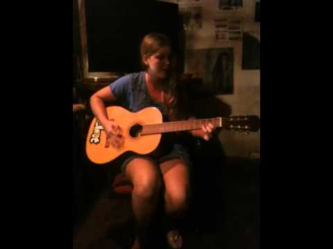 Yasminka plays Maroon 5