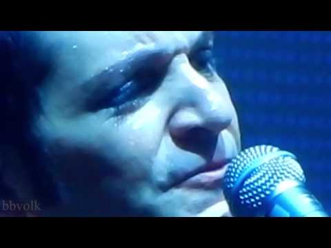Placebo - Lady of the Flowers (close up), St. Petersburg, 2016-10-24