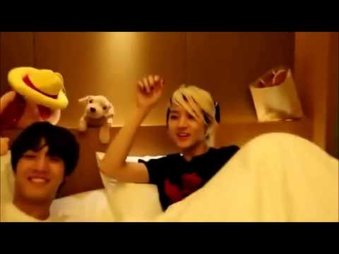 Nu'est JR and Ren in the same bed