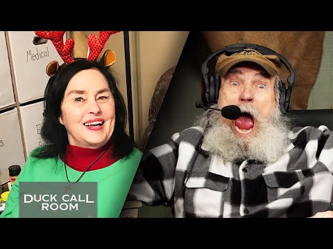 Uncle Si Checks In & Finds Miss Kay Back to Her Fiery Self | Duck Call Room #511
