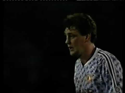 Wrexham v Manchester Utd European C/Winners Cup 2nd Round 2nd Leg 07-11-1990