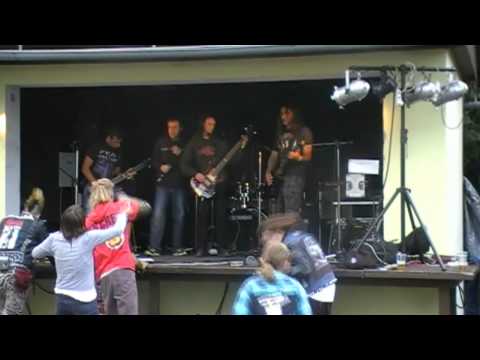 Screaming - Screaming    Riff # Kvetna 2013