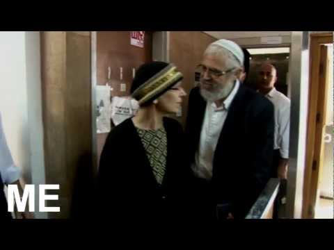 Rabbi Motti Elon indicted for indecent acts