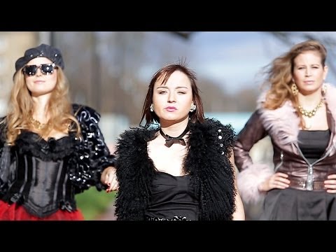 Mc Zuzka - MC Zuzka - Holky od divadla