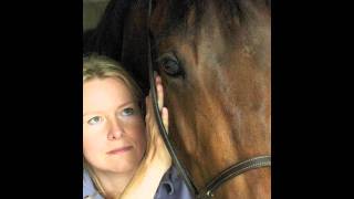 preview picture of video 'Equine CranioSacral - photo sequence'