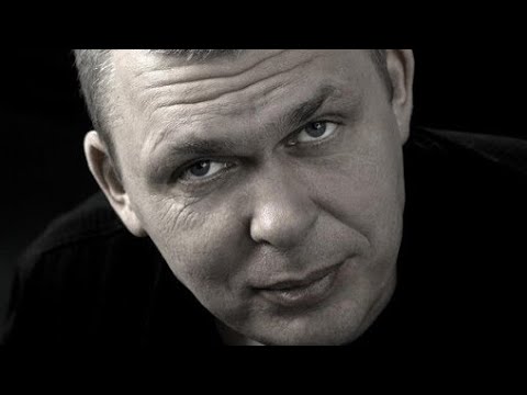 Adam Nowak ostro o serwisach streamingowych! Lider Raz Dwa Trzy w szczerej rozmowie.