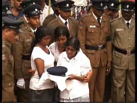 Tharuwak pipi re..   තරුවක් පිපී රෑ..