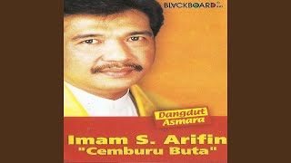 Download lagu Dia lelaki aku lelaki mp3
