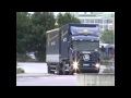 14 juli 2001 bezochten we de ASG terminals van Malmö en Göteborg. 
Veel blauw en geel Scania en Volvo geweld, maar ook een enkele Renault. 
Diverse Åkeri komen voorbij, waaronder AA, Klippan, Transport Ledet en vele anderen.  In Juli 2001 we were in Sweden and visited the ASG terminals of Malmö and Göteborg.
At that time there were still many ASG trucks (mainly Volvo and Scania) driving around.