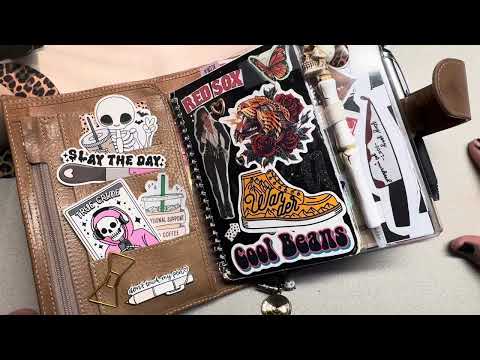 Hi Friends!! Still in my day designer. #flipthrough #daydesigner #moterm 