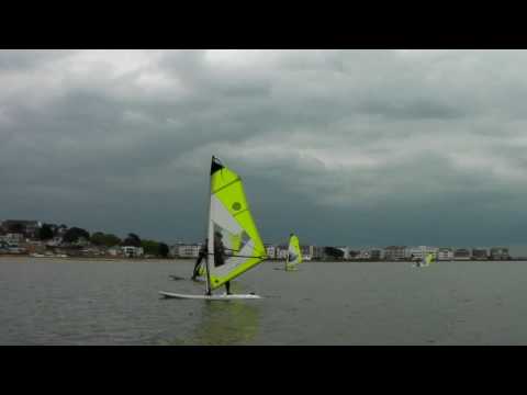 Beginners Windsurfing Lessons - Sailing Across the Wind