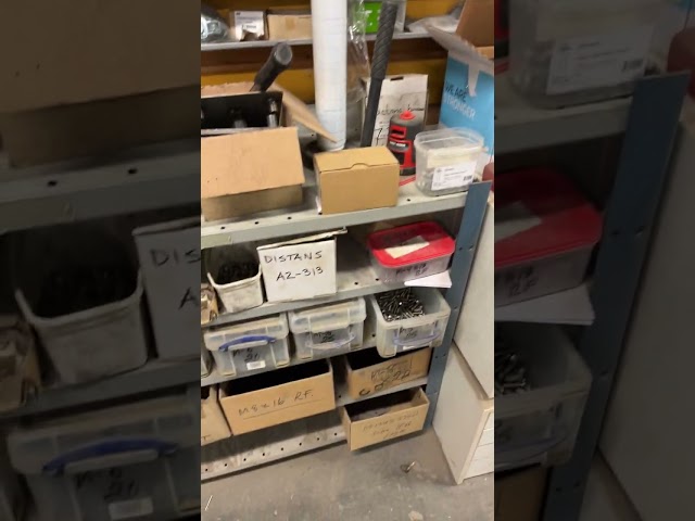 1060731 Shelves with screw, nut accessories