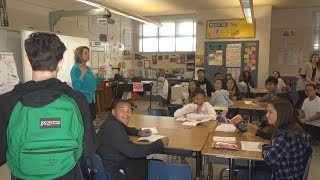 BACK TO SCHOOL PRANK!! (SURPRISING FANS IN CLASS)