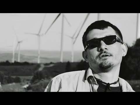 Я пакетик віднесений вітром