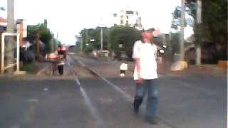 preview picture of video 'KRL Tangerang keluar Stasiun Pesing'