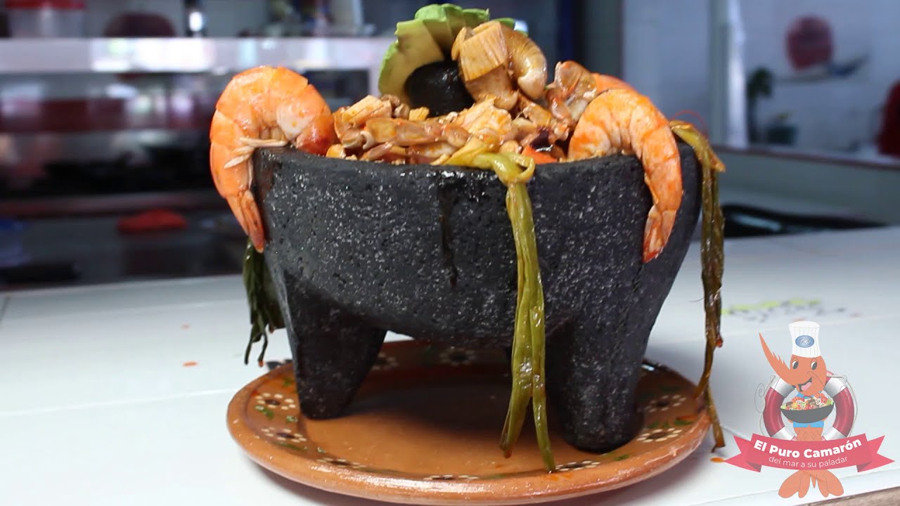 Molcajete de Mariscos "El Puro Camarón"