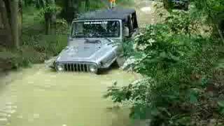 preview picture of video 'Ilio blows through the mudhole'