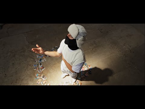 Dis-moi ce que je deviens - Petit Malass (Clip officiel)