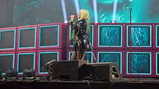 Download lagu Avril Lavigne 'I'm With You' [at WWWY '25] LIVE mp3