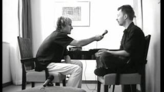 Thom Yorke &amp; Jonny Greenwood - No Surprises live (The Big Ask Live, May 1st 2006) [HQ]