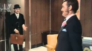 Monty Python - Um homem engraçado  (LEGENDADO)