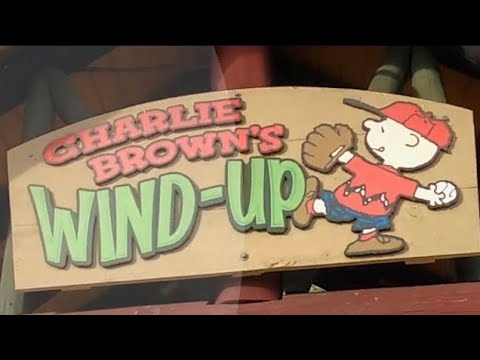 Charlie Brown's WIND-UP // CAMP SNOOPY