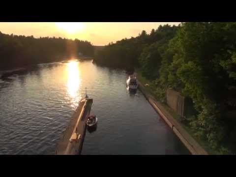 Setting Sun - Boating Top Of Lock 43