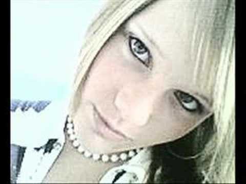 download lagu mp3 mp4 Lindsey Axel, download lagu Lindsey Axel gratis, unduh video klip Lindsey Axel