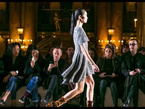 Stella McCartney | Fall Winter 2015/2016 Full Fashion Show | Exclusive