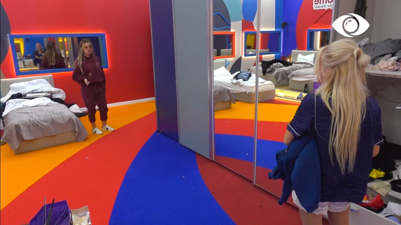 Luizi ta shkatërron/ Vajzat diskutojnë për emisionin në radio