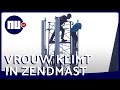 Politie haalt vrouw met kraan uit metershoge zendmast in Gelderland | NU.nl