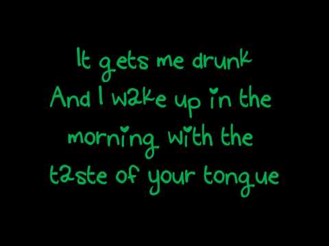 3OH!3 ft. Ke$ha - My First Kiss + Lyrics