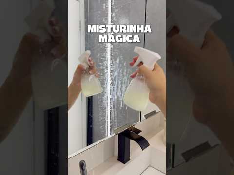 Mistura caseira  para blindar vidros e espelhos de manchas de dedos.