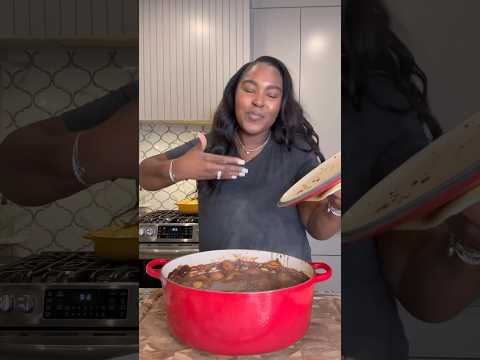 Tender and Delicious Chuck Roast in a Dutch Oven! #potroast #roast #dutchovencooking #beefroast